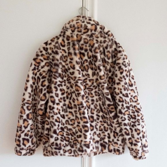 NWT  SUPER SOFT Faux Leopard Fur Coat - Picture 2 of 3